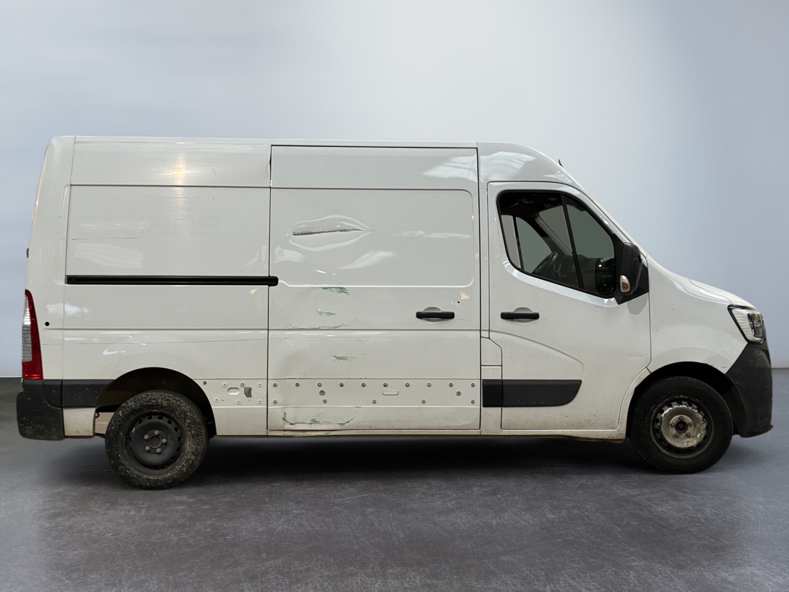 RENAULT MASTER FGN TRAC F3500 L2H2 DCI 135 GRAND CONFORT 2020