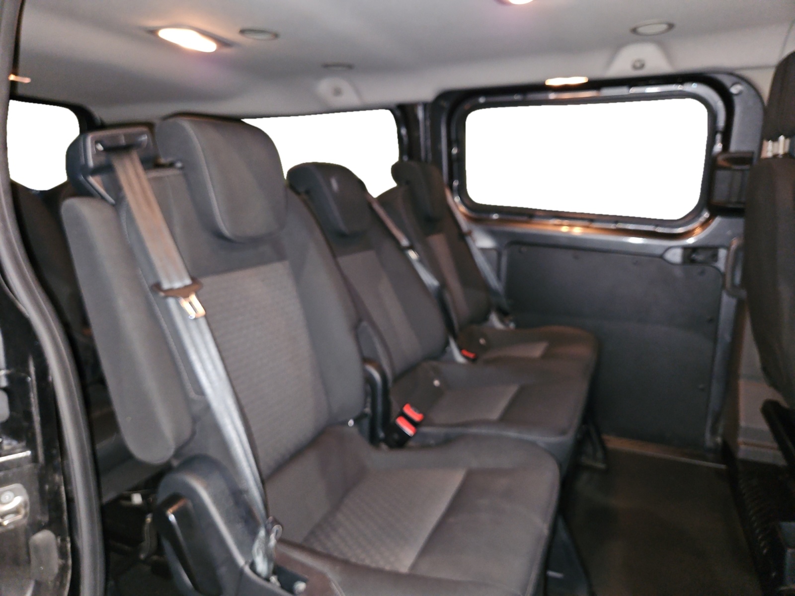 FORD TRANSIT Custom KOMBI 320 L2H1 2.0 EcoBlue 130 Trend Business 2023