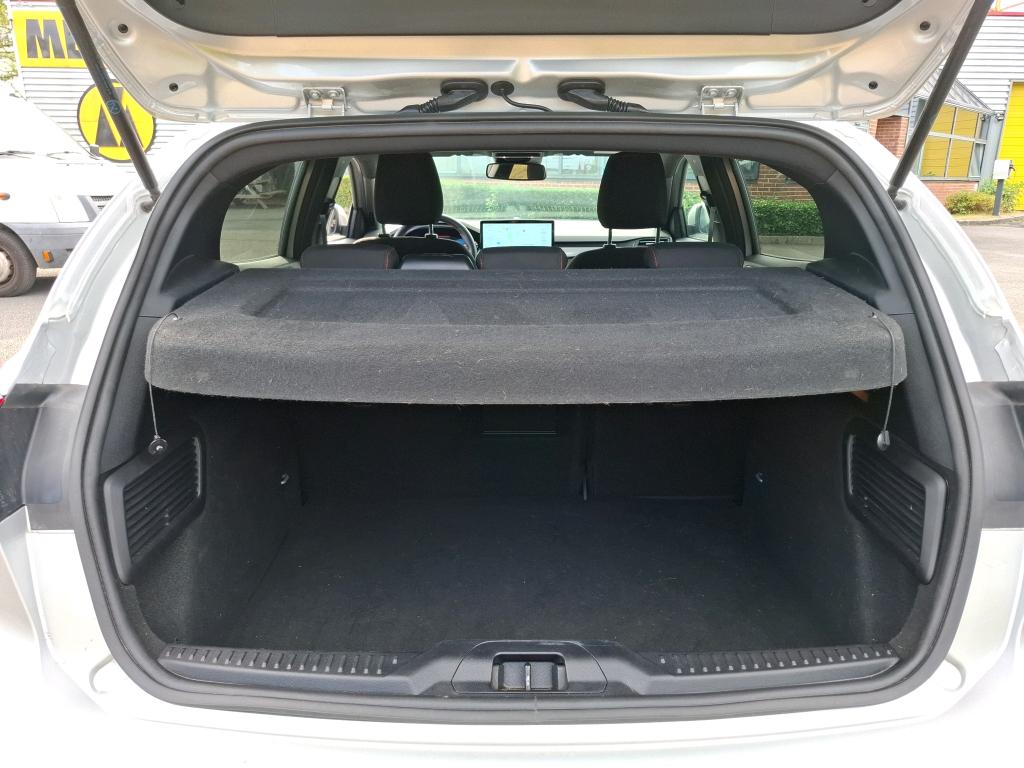 FORD FOCUS 1.0 EcoBoost 155 S&S mHEV Powershift ST-Line X 2024
