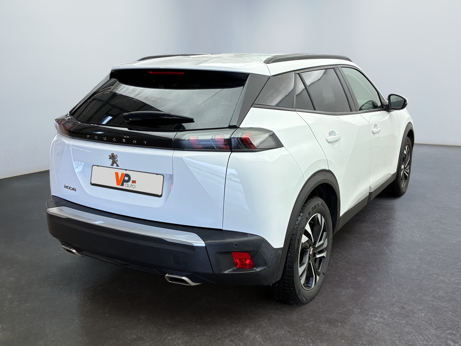 PEUGEOT 2008 PureTech 130 S&S EAT8 Allure 2021