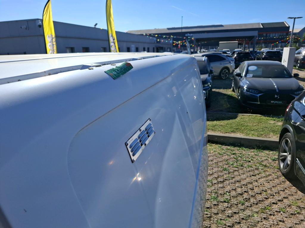 PEUGEOT EXPERT FGN TOLE STANDARD 2.0 BLUEHDI 120 S&S BVM6 PREMIUM 2018