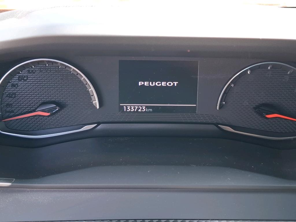 PEUGEOT 2008 BlueHDi 110 S&S BVM6 Active Pack 2022