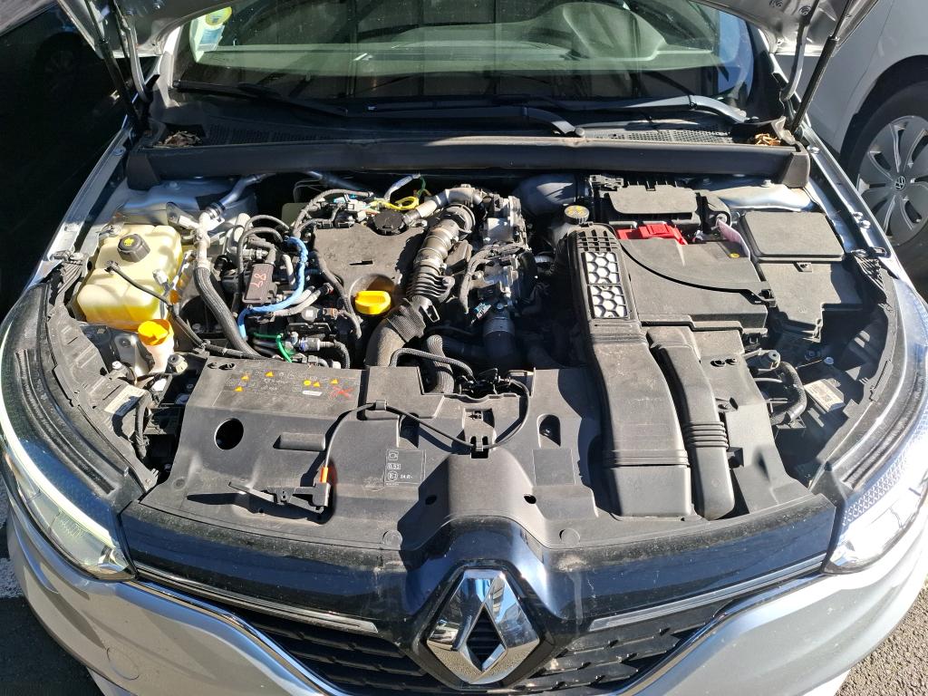 RENAULT MEGANE SOCIETE IV BLUE DCI 115 - 21N AIR NAV 2P 2022