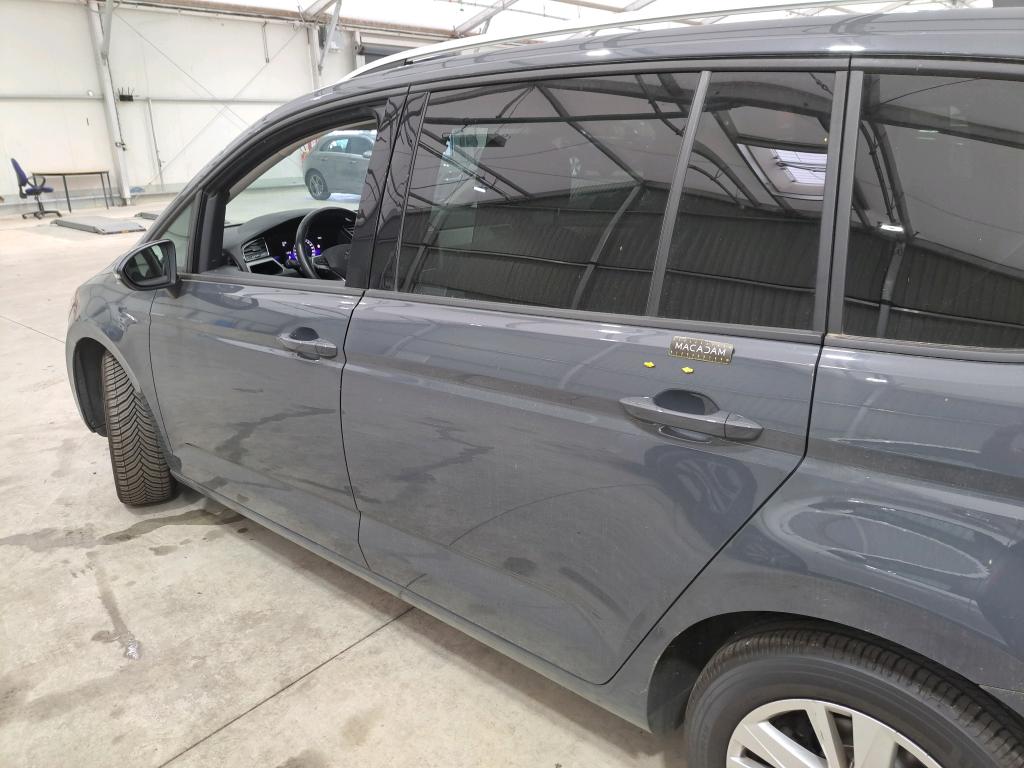 VOLKSWAGEN TOURAN 2.0 TDI 150 DSG7 5pl Life Plus 2023