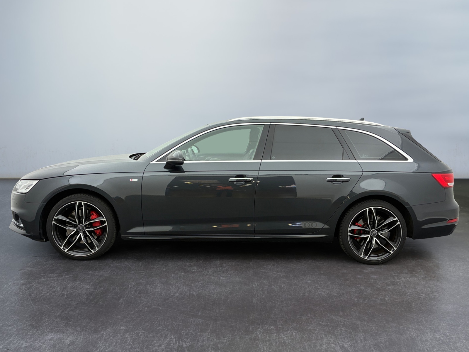 AUDI A4 Avant 2.0 TFSI 252CH S TRONIC DESIGN LUXE 2018