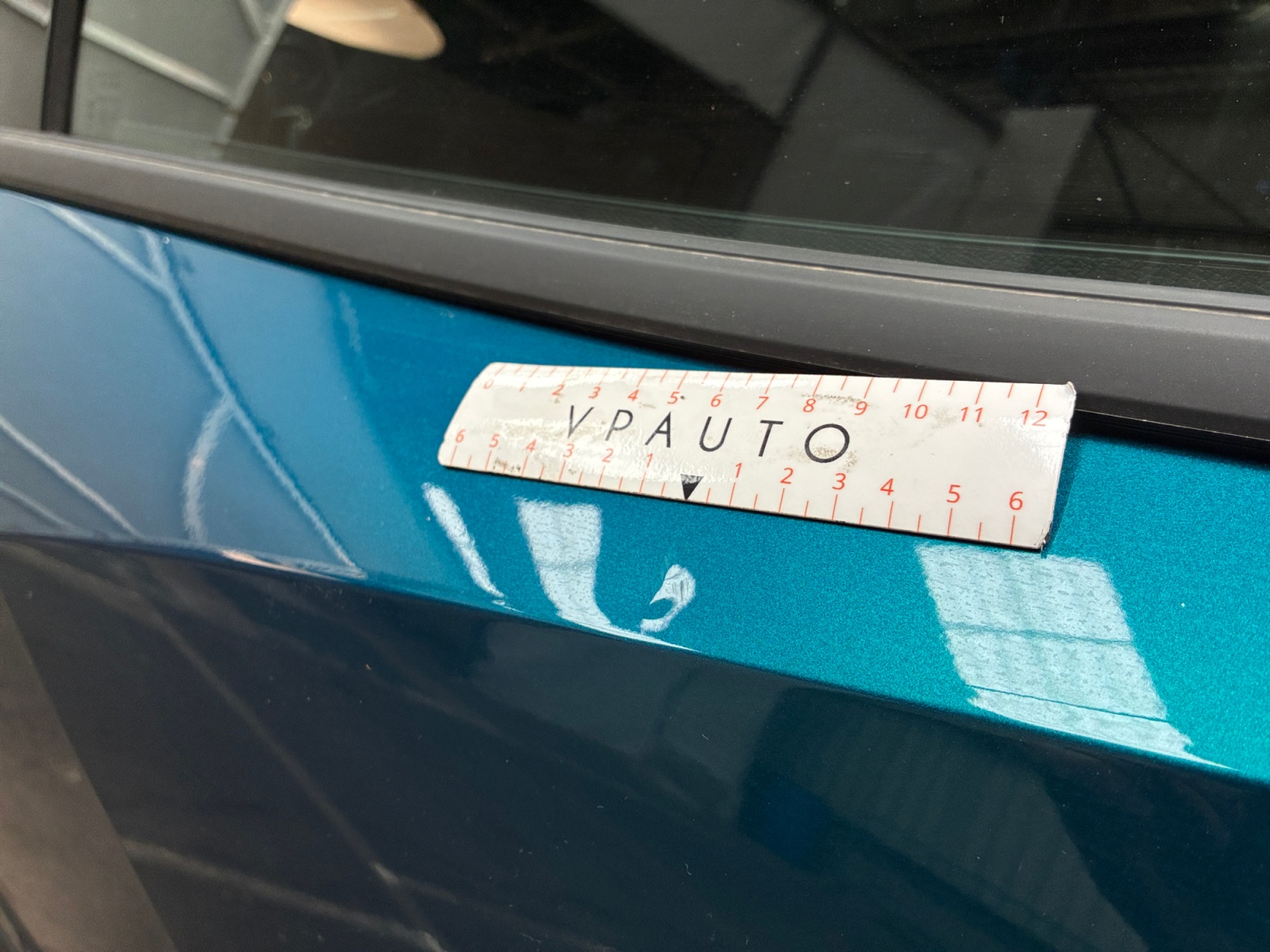PEUGEOT 2008 Hybrid 136 e-DCS6 2025