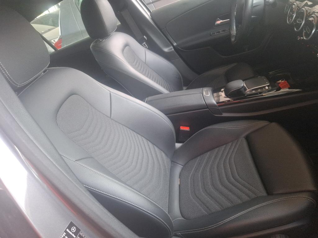MERCEDES-BENZ MERCEDES CLASSE A 180 d 7G-DCT Style Line 2020