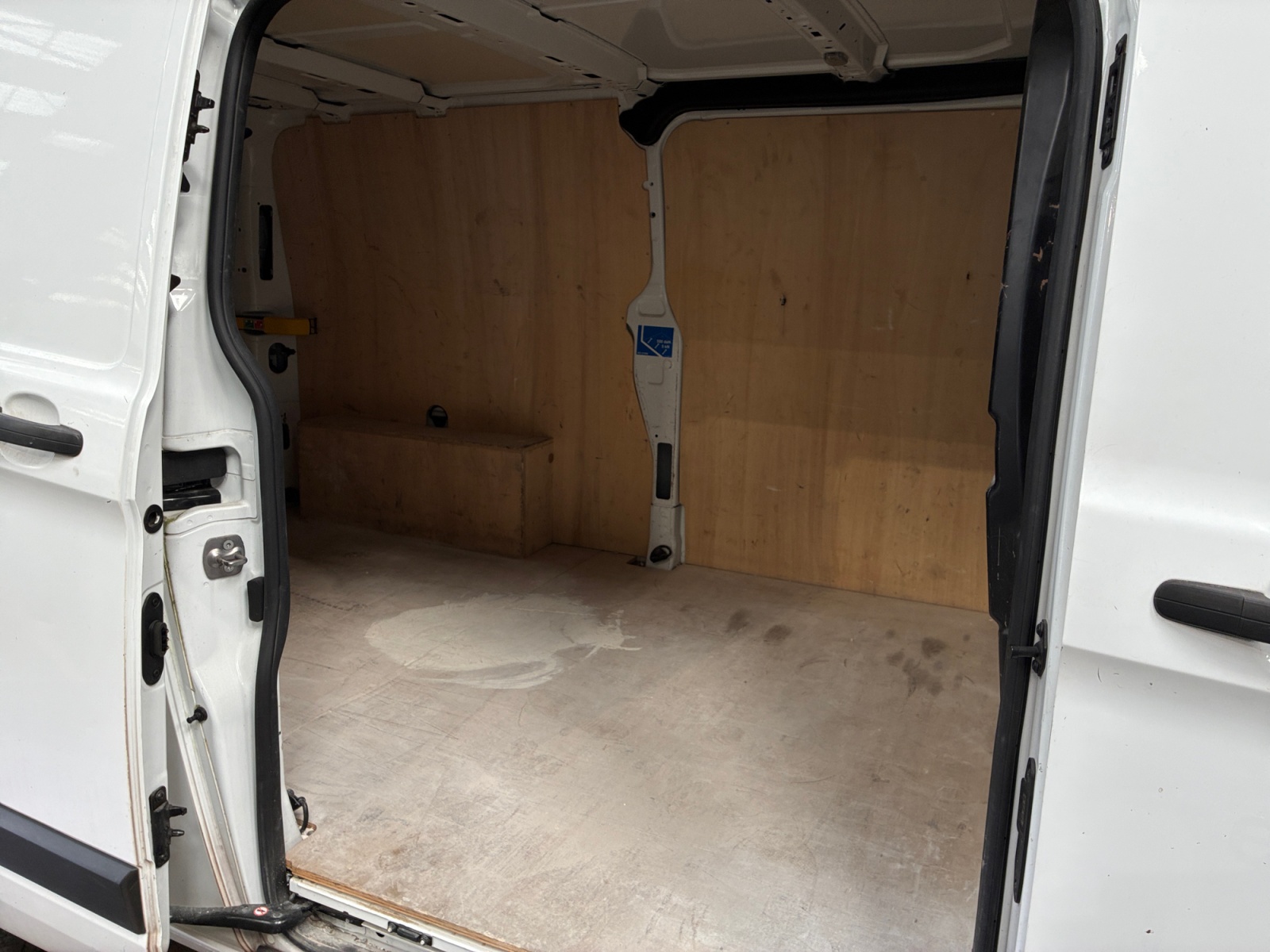 FORD TRANSIT CUSTOM FOURGON 300 L2H1 2.0 ECOBLUE 130 TREND BUSINESS 2022