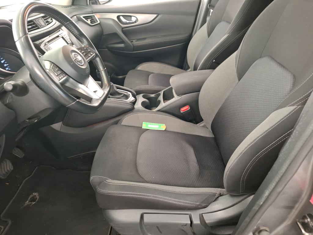 NISSAN  2018
