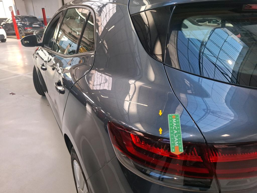 RENAULT MÉGANE MEGANE IV BERLINE TCe 115 FAP - 21N Business 2022
