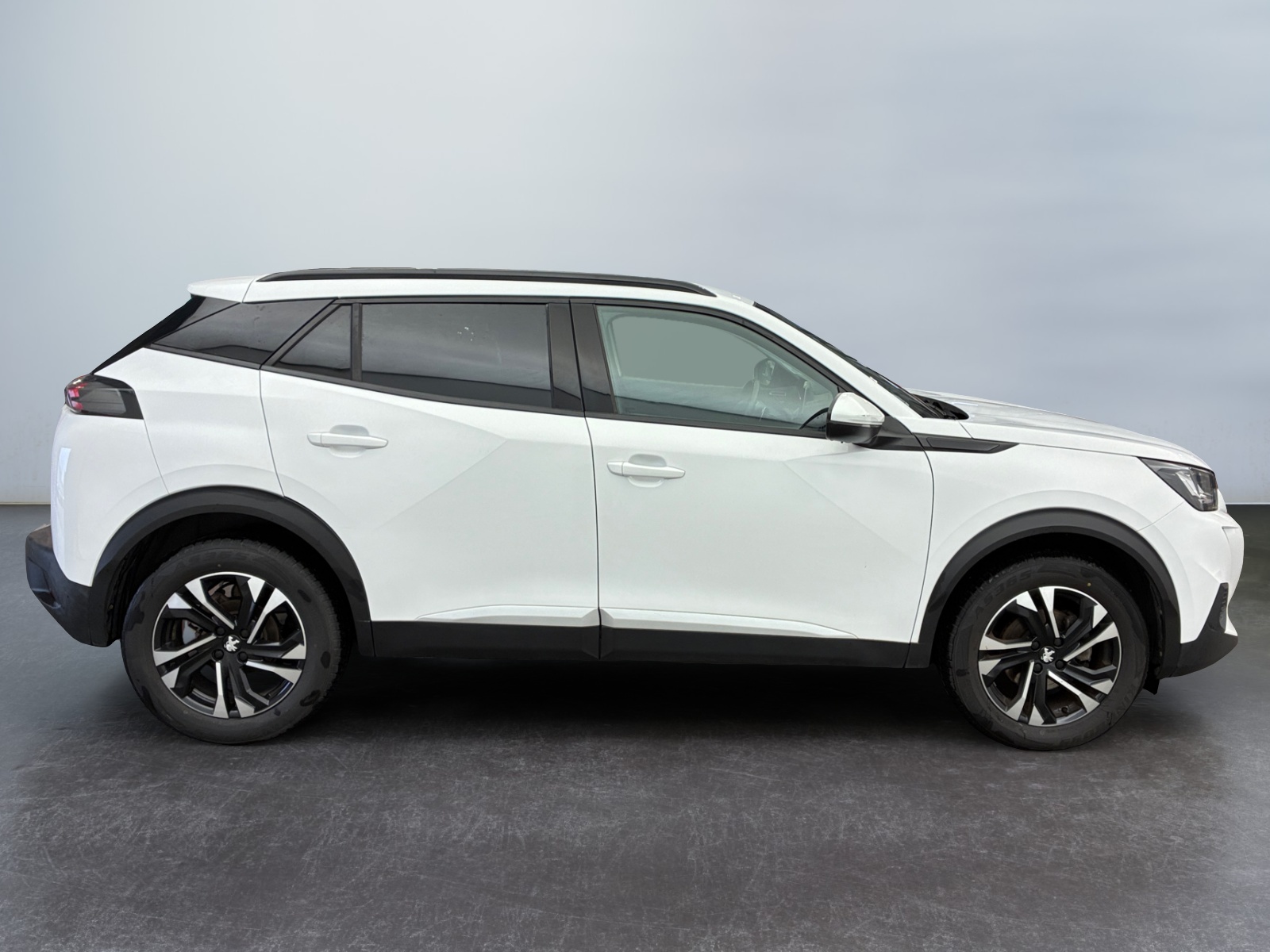 PEUGEOT 2008 PureTech 130 S&S EAT8 Allure 2021