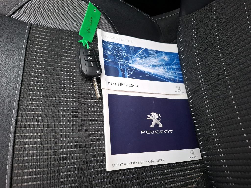 PEUGEOT 2008 1.2 PureTech 110ch S&S BVM5 Allure 2017