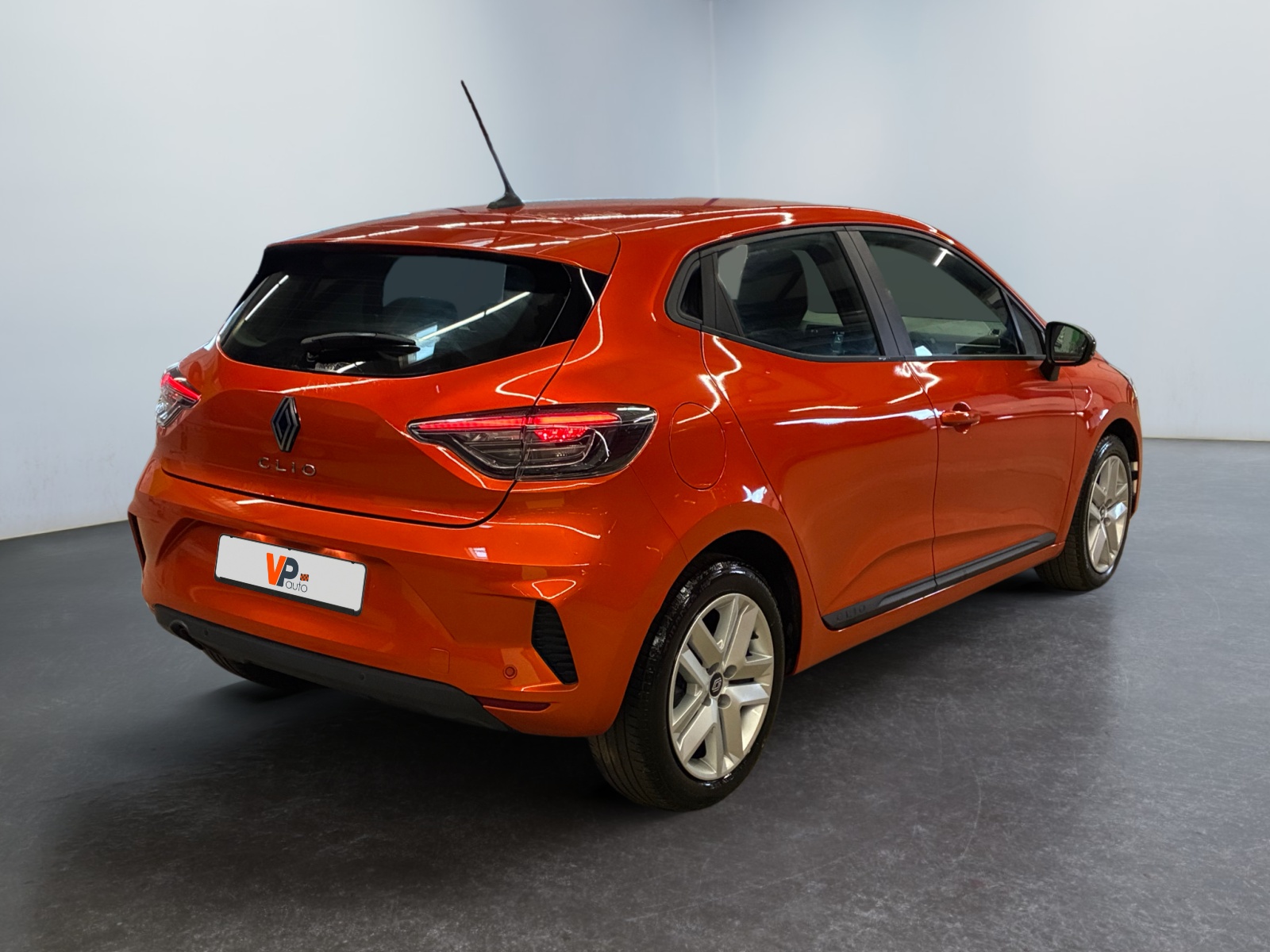 RENAULT CLIO SOCIETE BLUE DCI 100 EVOLUTION REVERSIBLE 2024