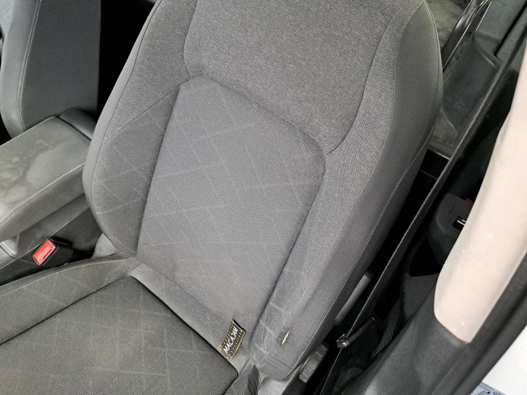 VOLKSWAGEN GOLF 2.0 TDI SCR 116 BVM6 Life Business 2022