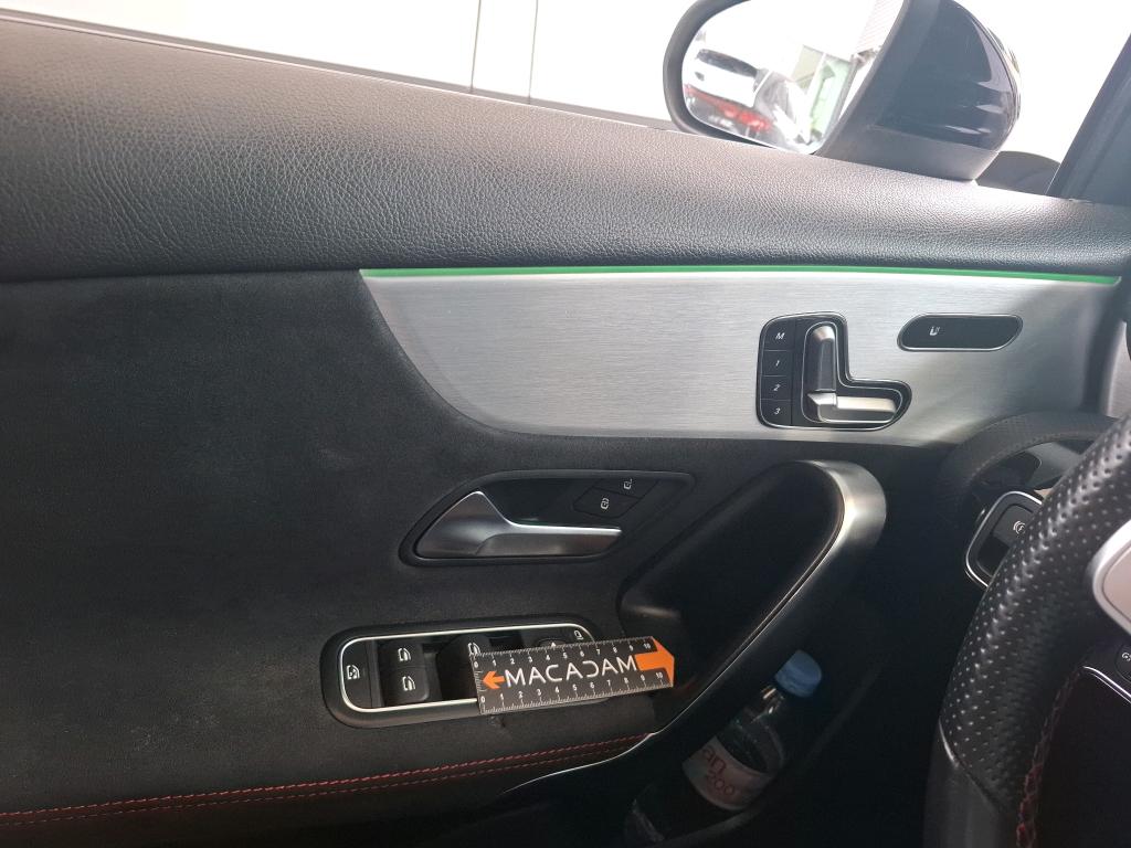 MERCEDES-BENZ CLASSE A 180 7G-DCT AMG Line 2021