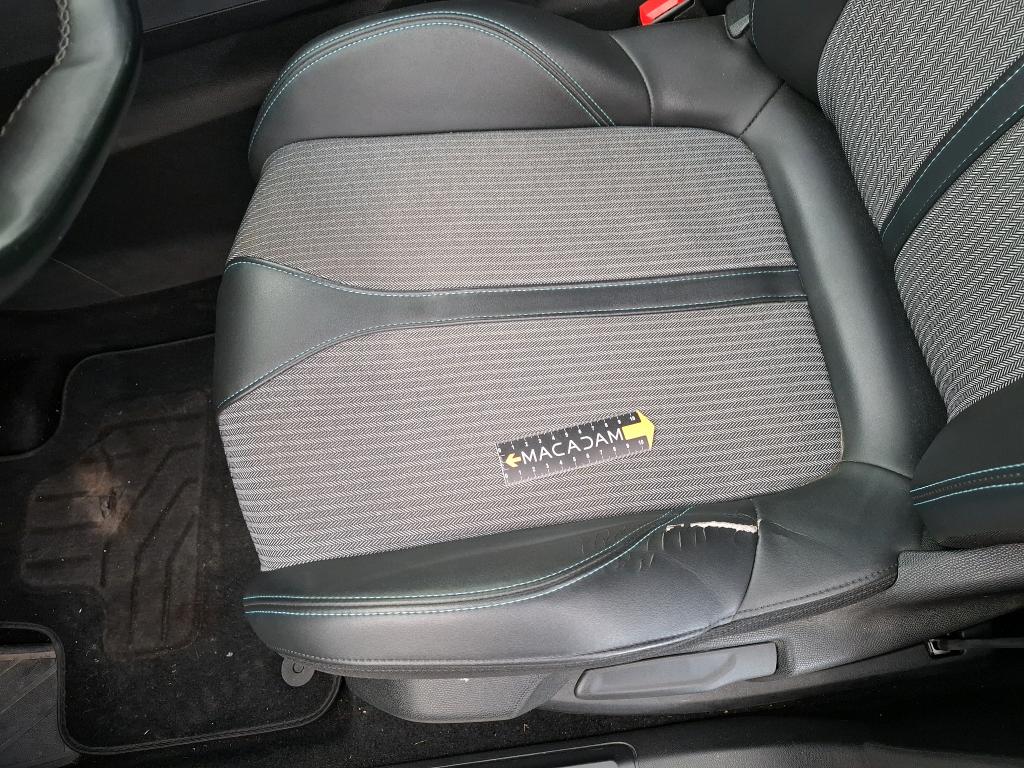 PEUGEOT 3008 BlueHDi 130ch S&S EAT8 Allure Pack 2021