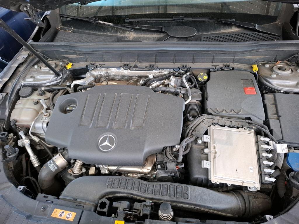 MERCEDES GLB 200 d 8G-DCT AMG Line 2022
