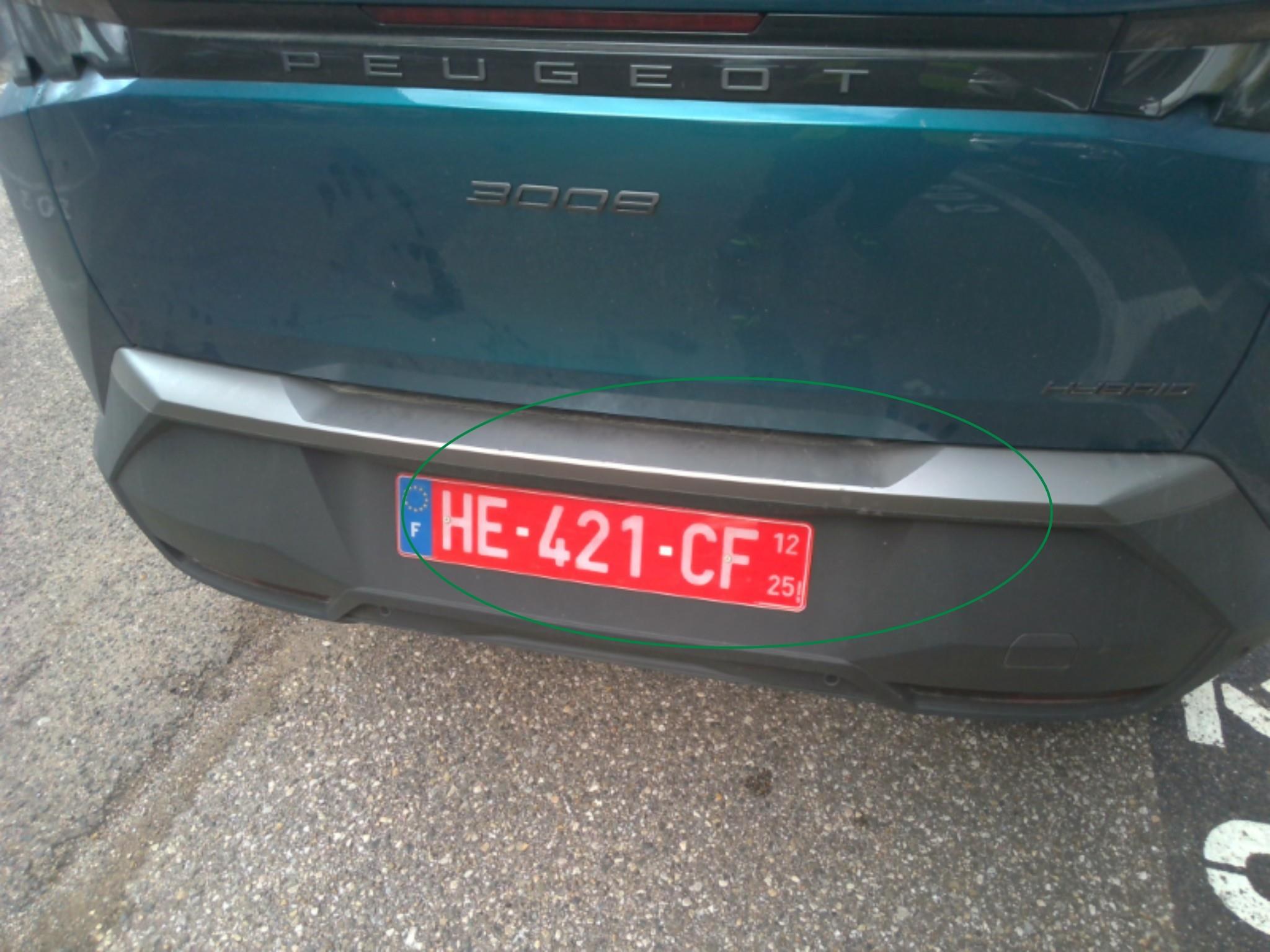 PEUGEOT 3008 Hybrid 145 e-DCS6 GT 2025