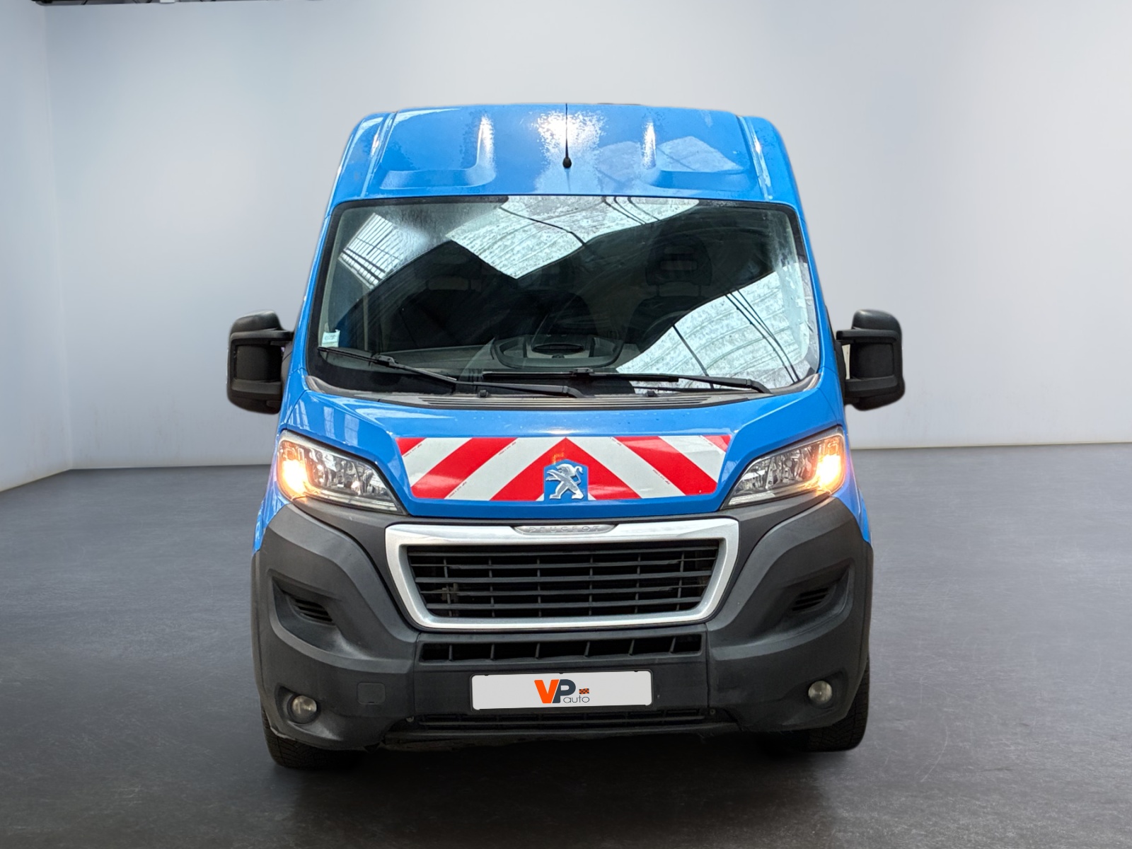 PEUGEOT BOXER TOLE 335 L2H2 BLUEHDI 160 S&S PREMIUM PACK 2018