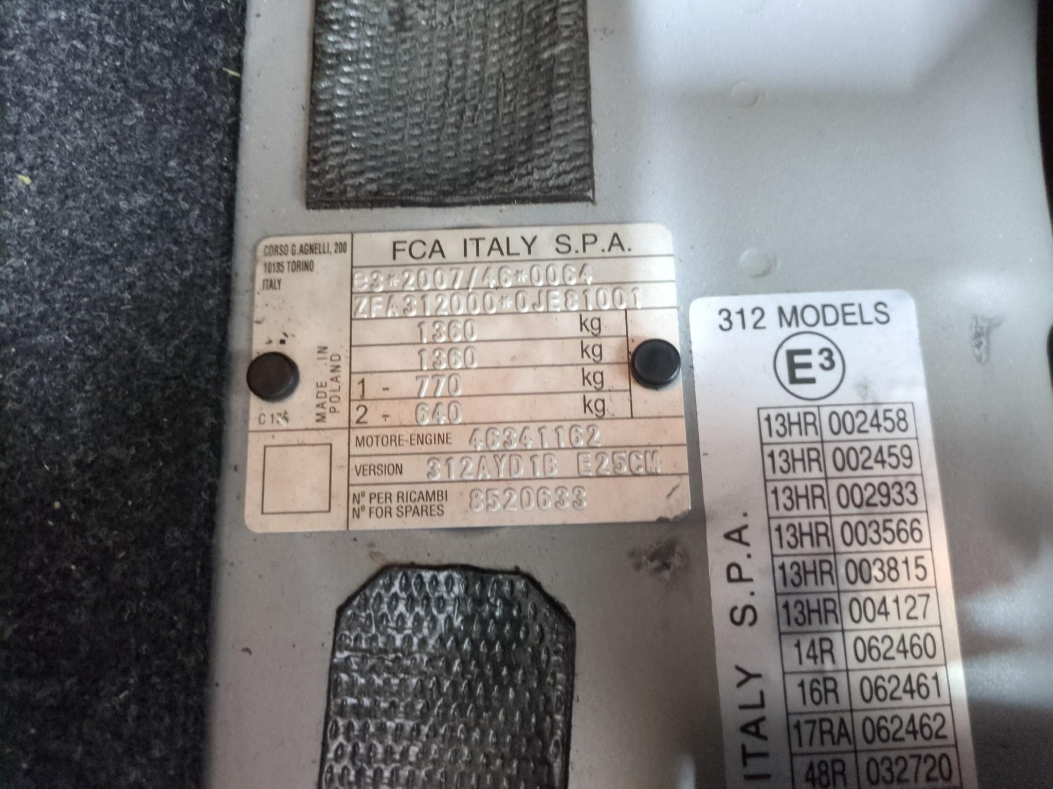 FIAT 500 SERIE 8 EURO 6D-TEMP (12/2019-01/202 1.0 70 ch Hybride BSG S/S Star 2021