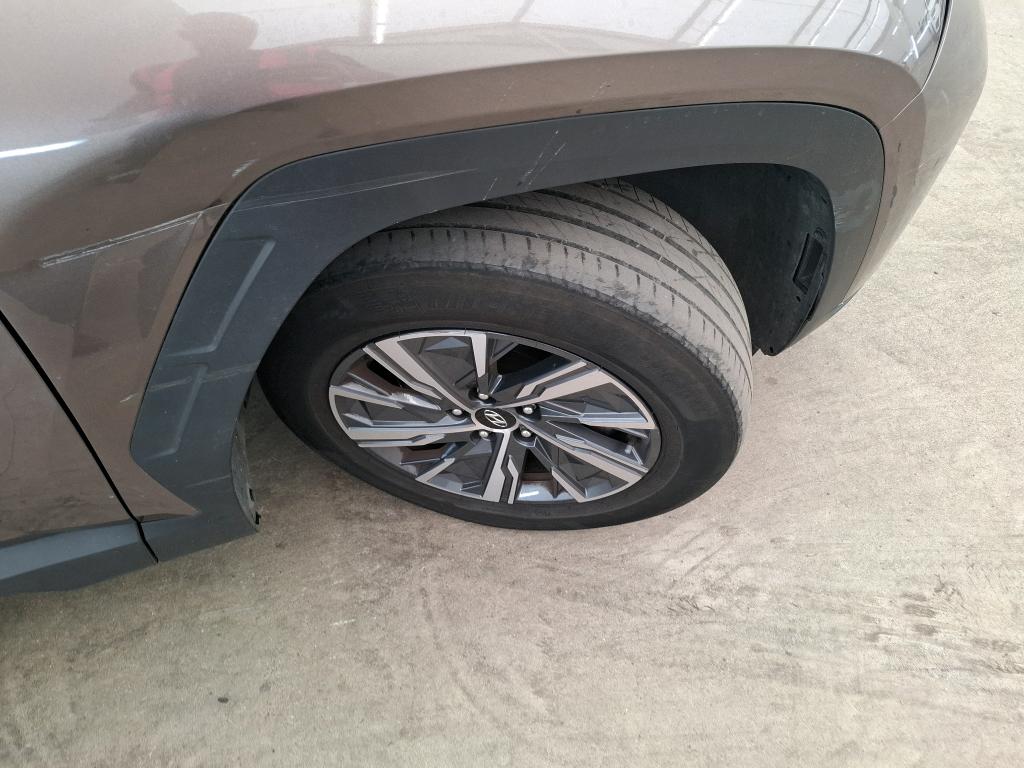 HYUNDAI TUCSON 1.6 T-GDI 230 Hybrid BVA6 Business 2023