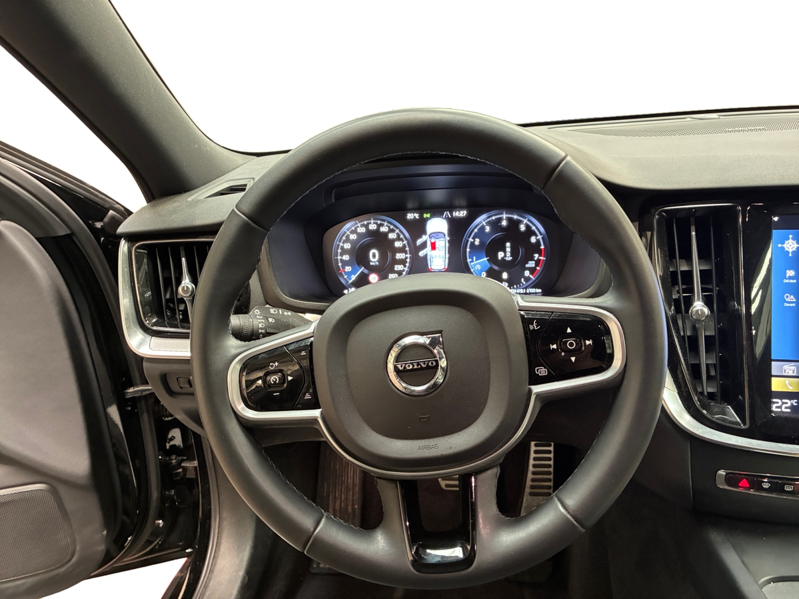 VOLVO V60 B3 163 ch Geartronic 8 R-Design 2021