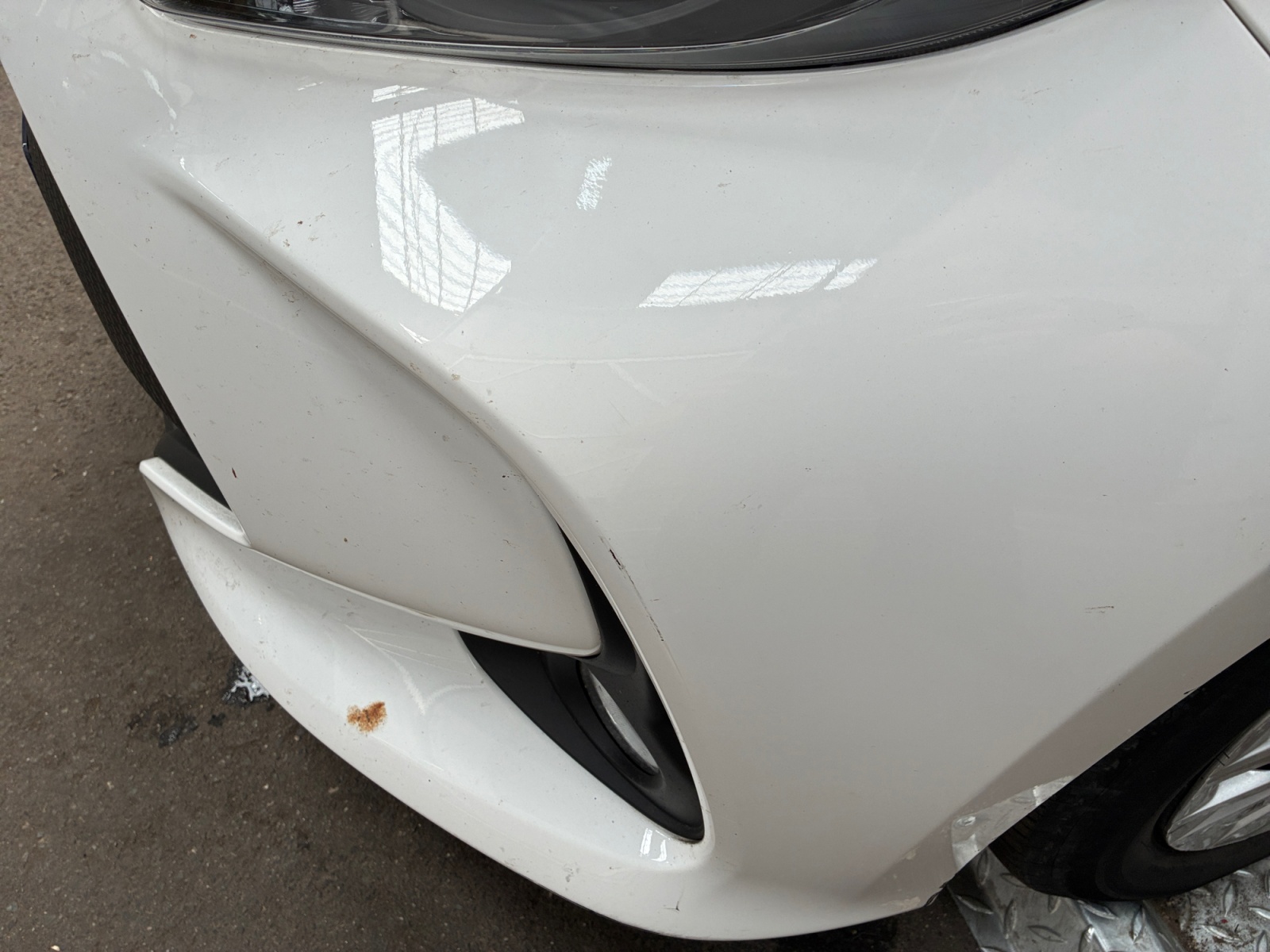 TOYOTA YARIS AFFAIRES PRO HYBRIDE 116h Dynamic Business 2023
