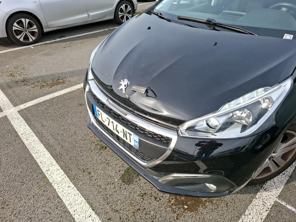 PEUGEOT 208 PureTech 82ch S&S BVM5 Signature 2019