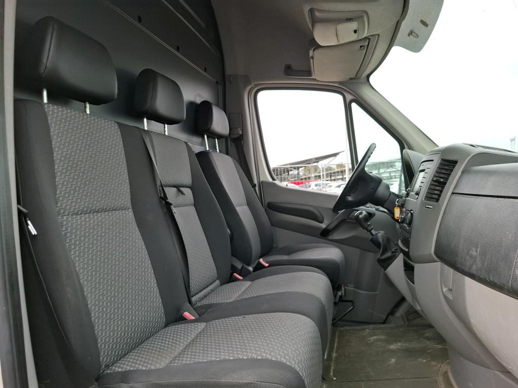 VOLKSWAGEN CRAFTER FOURGON VAN 30 L2H2 2.0 TDI 136 FAP EURO5 - 2014