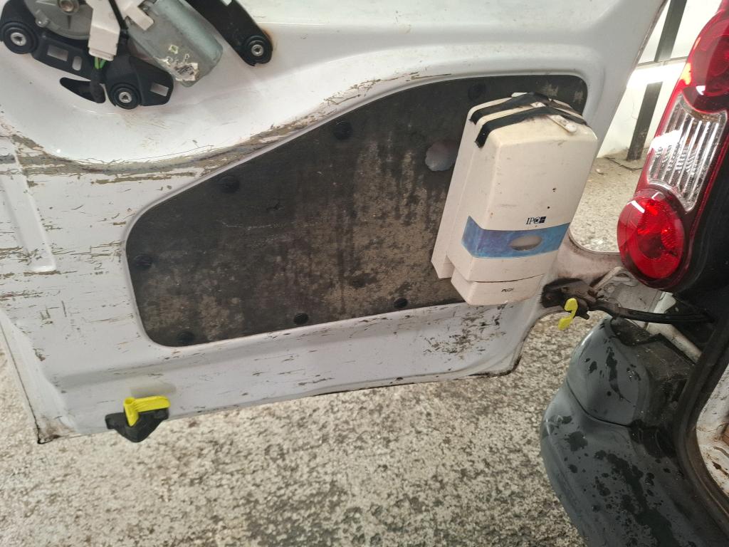 CITROEN BERLINGO FOURGON M BLUEHDI 100 CLUB 2016