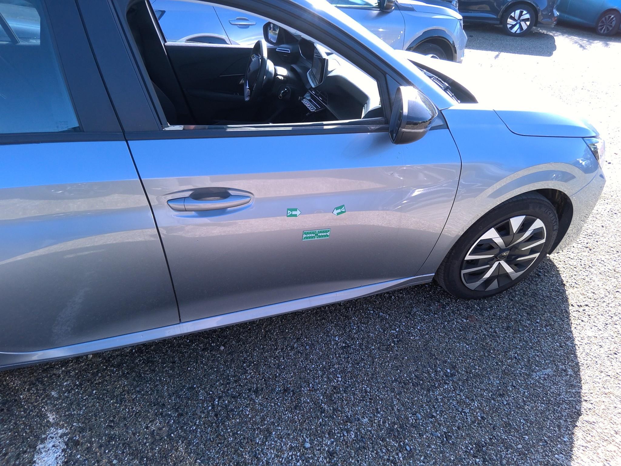 PEUGEOT 208 100 S&S BVM6 Style 2025