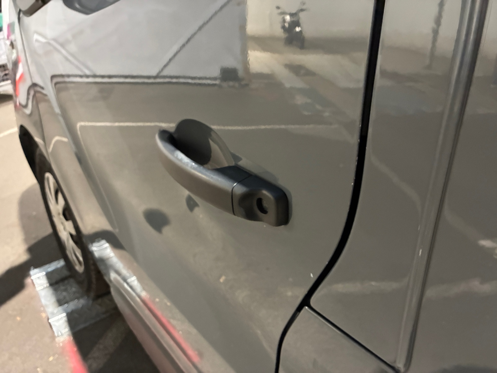 RENAULT TRAFIC FGN L2H1 1300 KG DCI 120 GRAND CONFORT 2021
