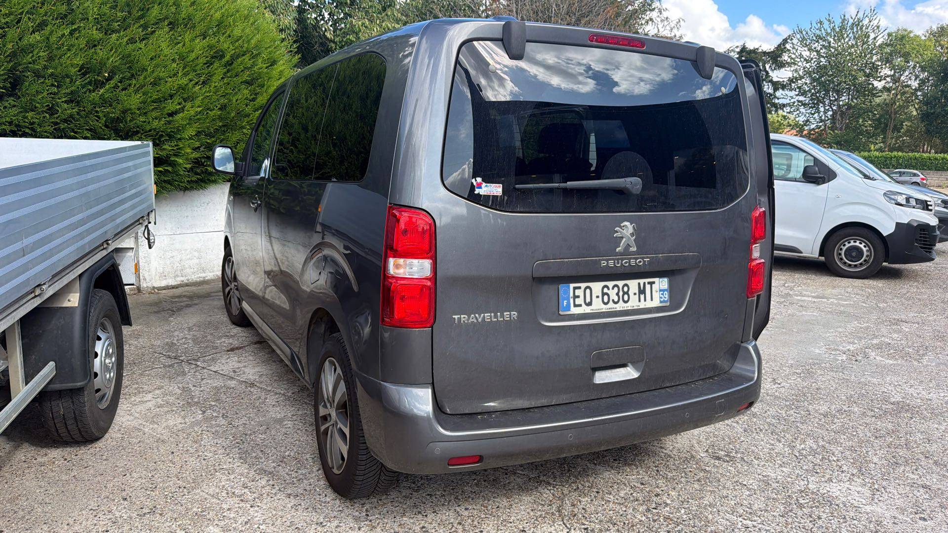 PEUGEOT Traveller Compact 1.6 BlueHDi 115ch S&S BVM6 Active Active 2017