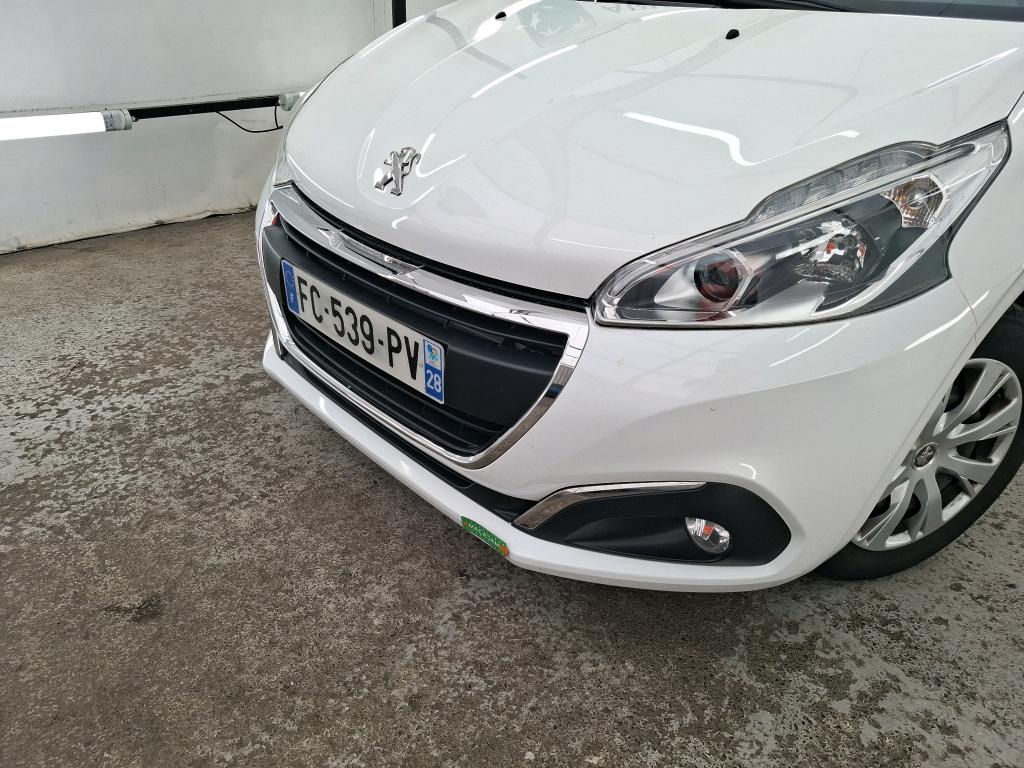 PEUGEOT 208 BUSINESS PureTech 82ch S&S BVM5 Active 2018