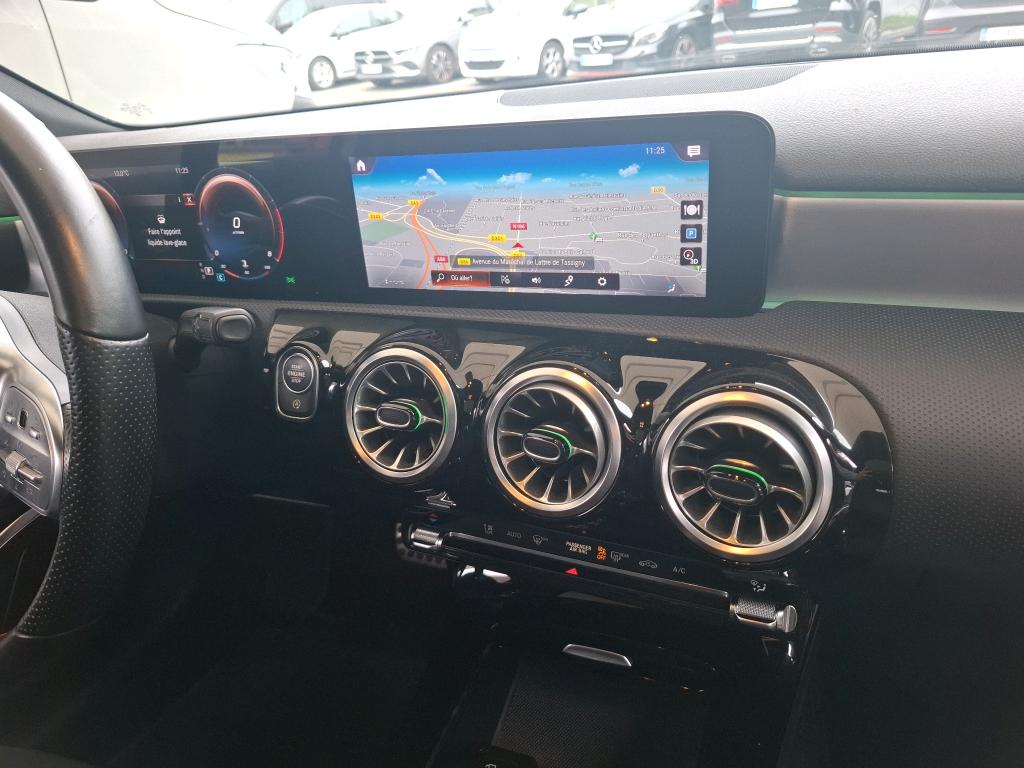 MERCEDES-BENZ CLASSE A 180 7G-DCT AMG Line 2021