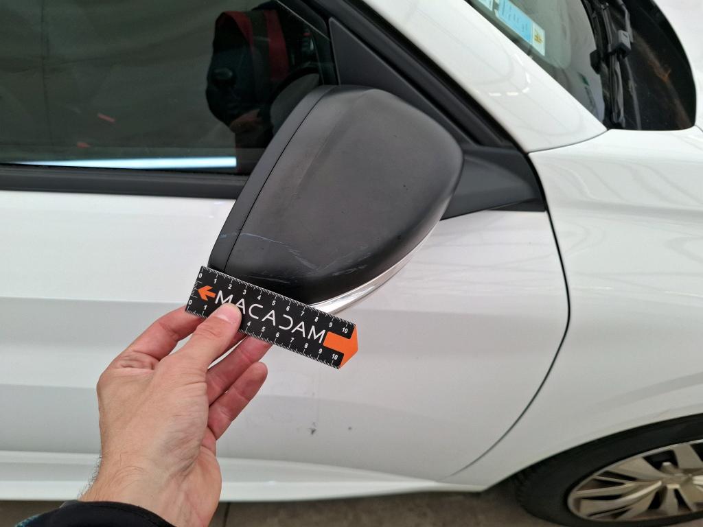 PEUGEOT 208 AFFAIRE BLUEHDI 100 S&S BVM6 PREMIUM 2021