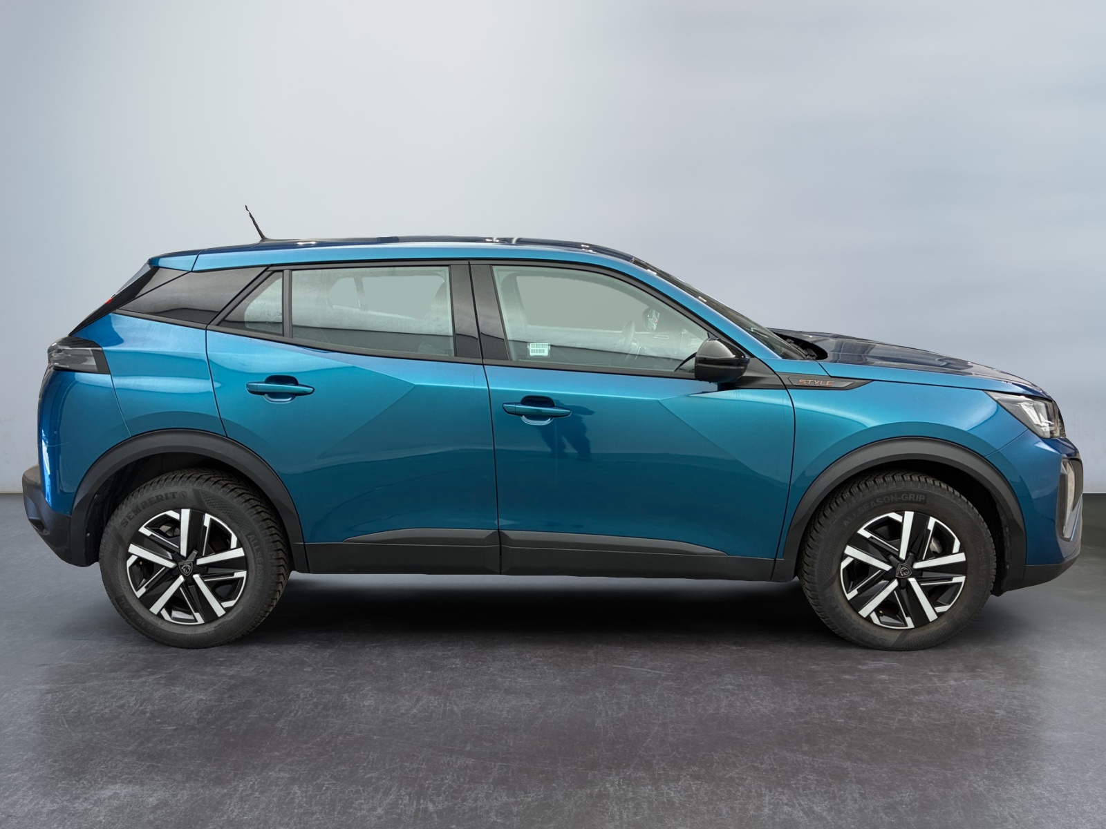 PEUGEOT 2008 Hybrid 145 ch e-DCS6 Style 2025