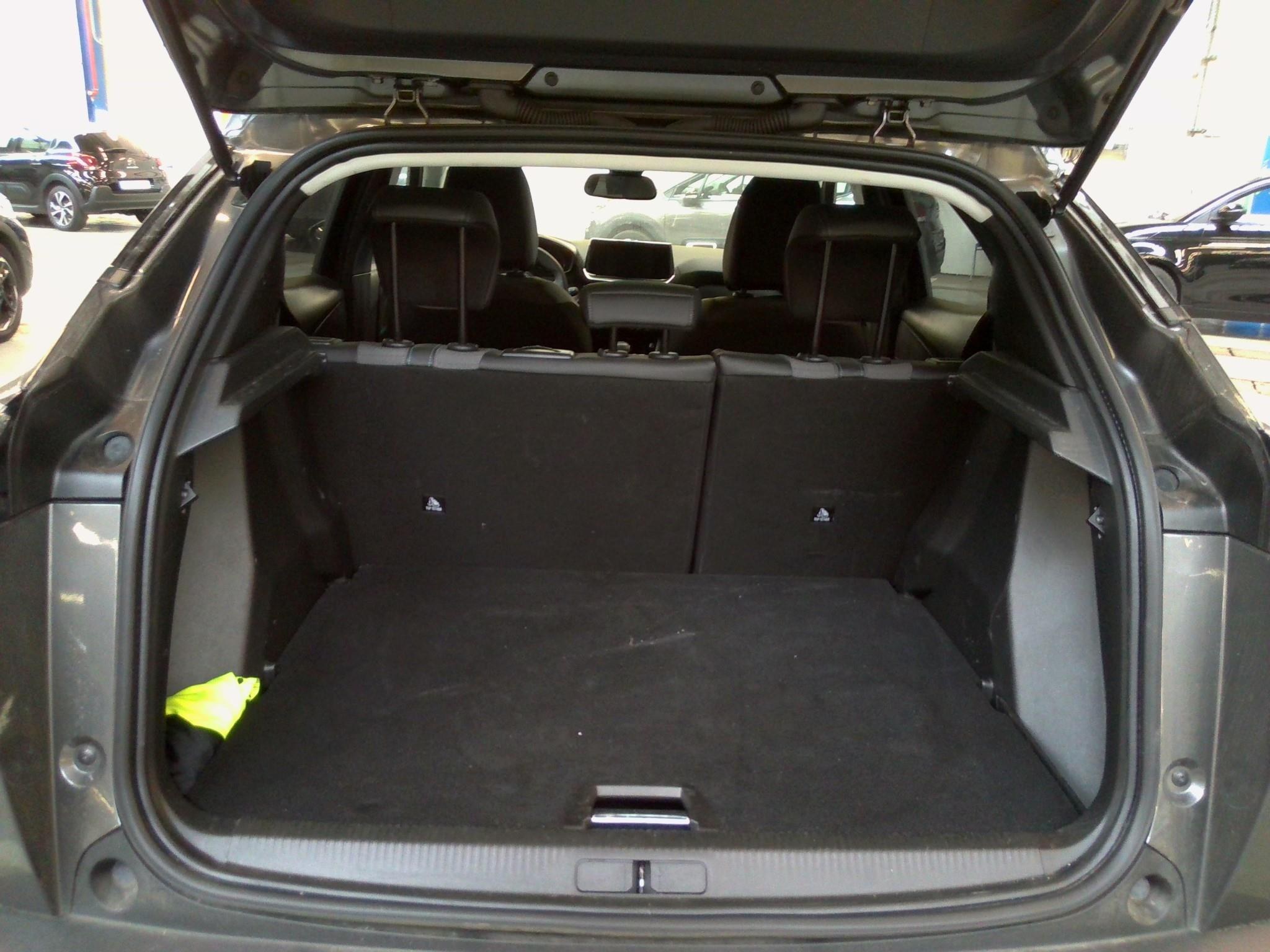 PEUGEOT 2008 PureTech 100 S&S BVM6 Allure 2022