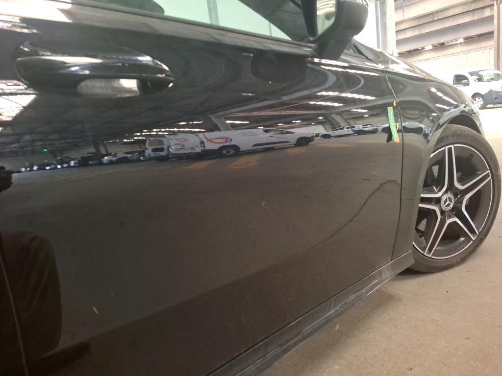 MERCEDES-BENZ MERCEDES CLASSE A 180 d 8G-DCT AMG Line 2021