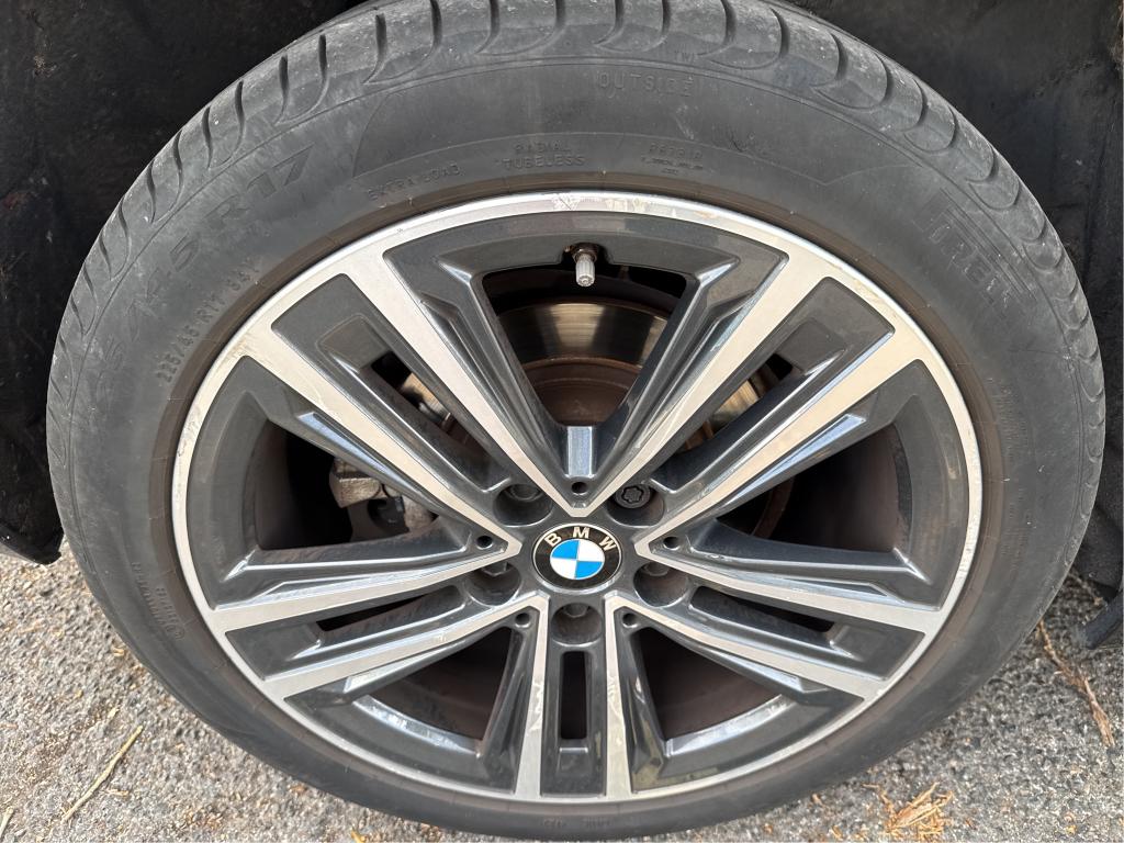 BMW SERIE 1 F40 116d 116 ch DKG7 Business Design 2021