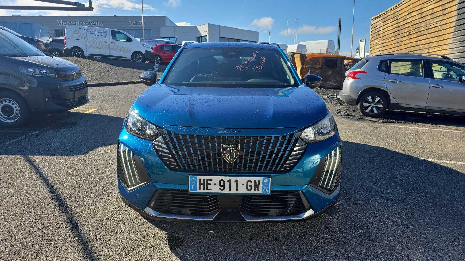 PEUGEOT 2008 Hybrid 145 e-DCS6 Allure 2025
