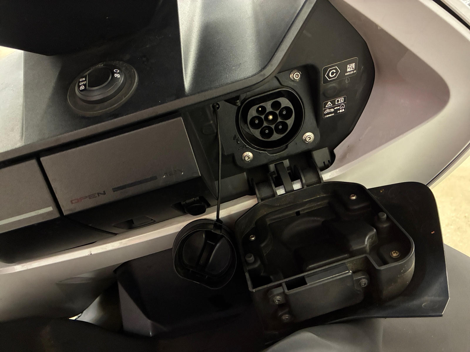 BMW C CE04 2024