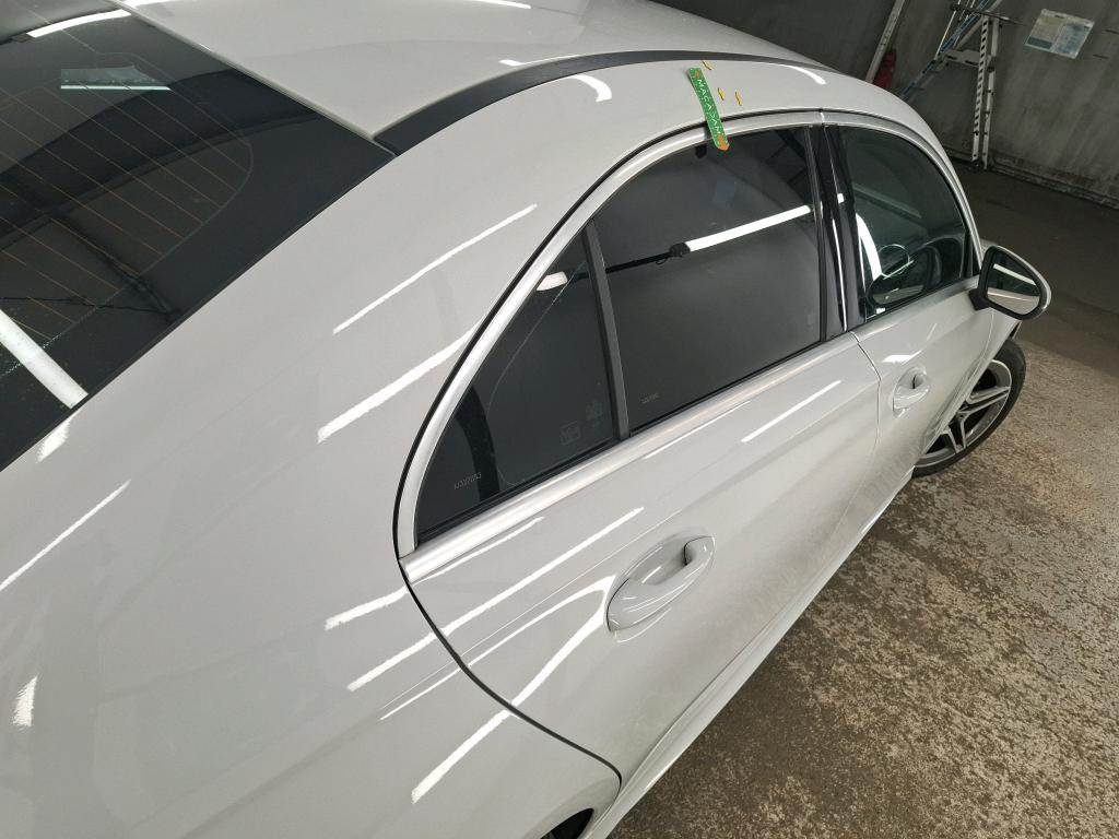 MERCEDES CLASSE A 180 d BM6 AMG Line 2021