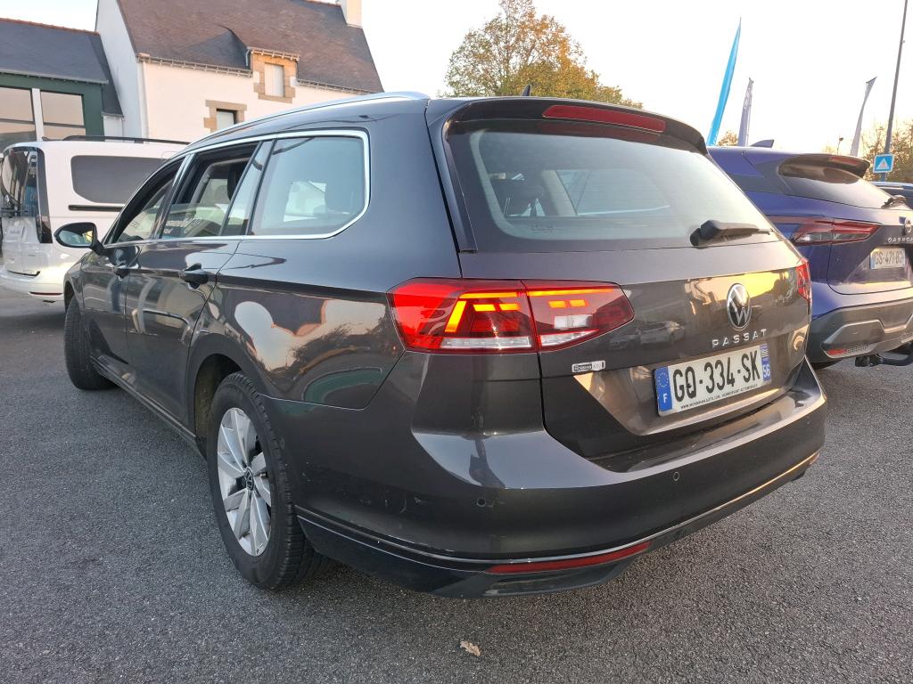 VOLKSWAGEN PASSAT SW 2.0 TDI EVO SCR 150 DSG7 Life Plus 2023