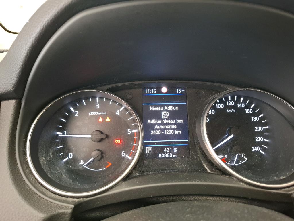 NISSAN  2019