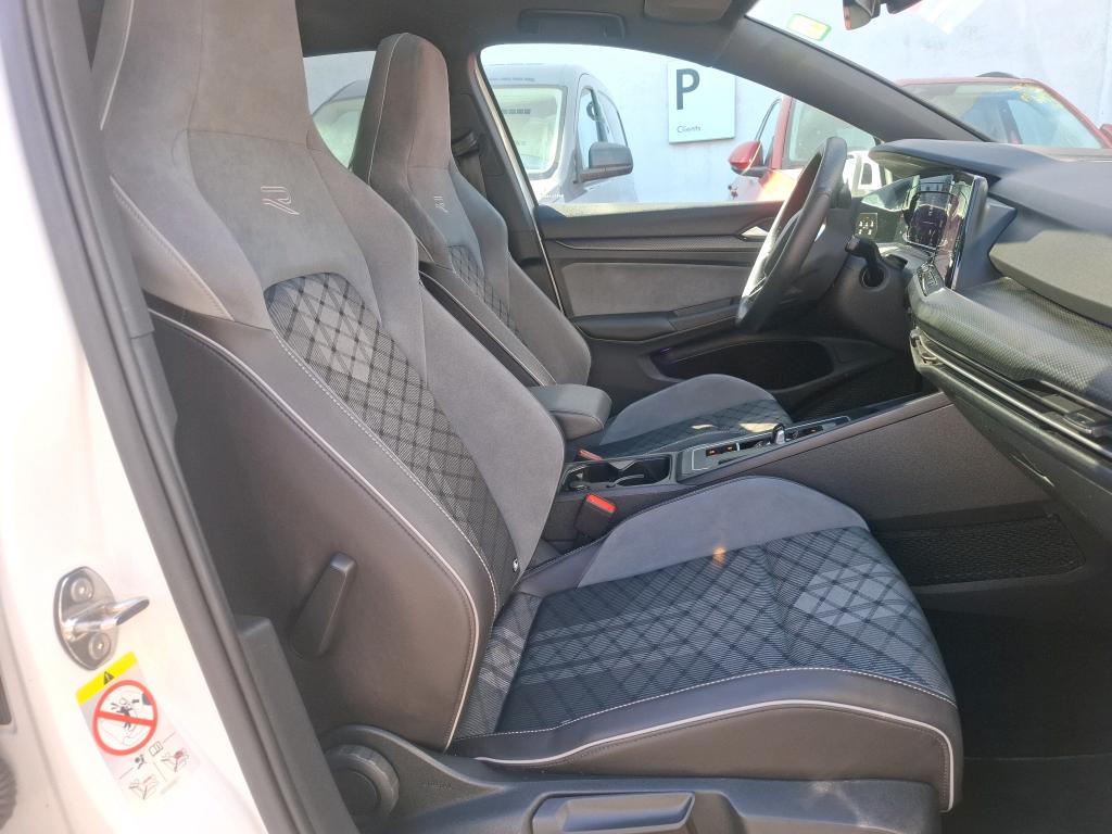 VOLKSWAGEN GOLF 1.5 eTSI OPF 130 DSG7 R-Line 2022