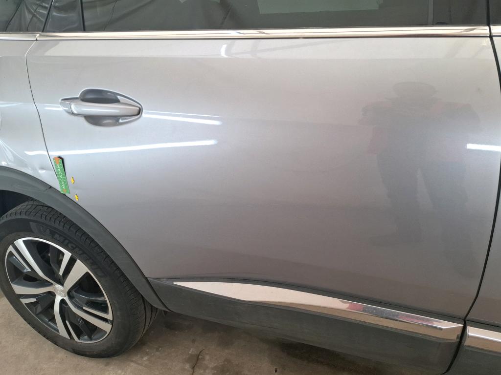PEUGEOT 5008 PureTech 130ch S&S BVM6 GT 2023