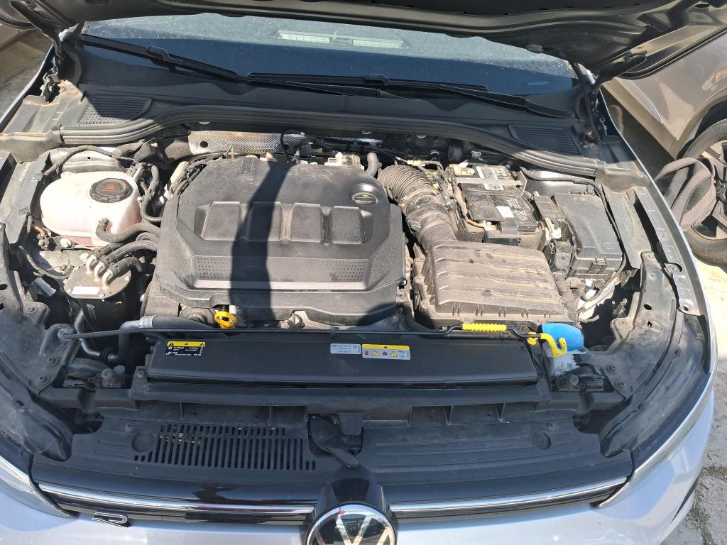 VOLKSWAGEN GOLF 2.0 TDI SCR 150 DSG7 R-Line 2022