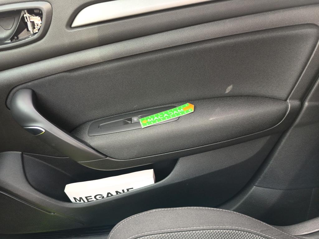 RENAULT MEGANE SOCIETE IV BLUE DCI 115 AIR NAV 2023