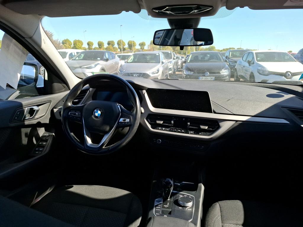 BMW SERIE 1 F40 118i 136 ch DKG7 M Design 2022